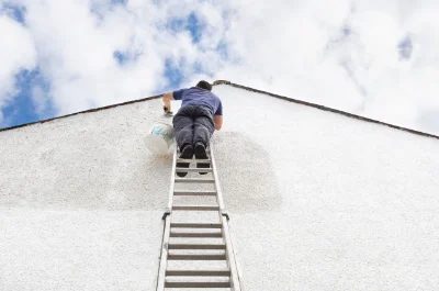Peinture extérieure à Saint-Adjutory — façades et ravalement